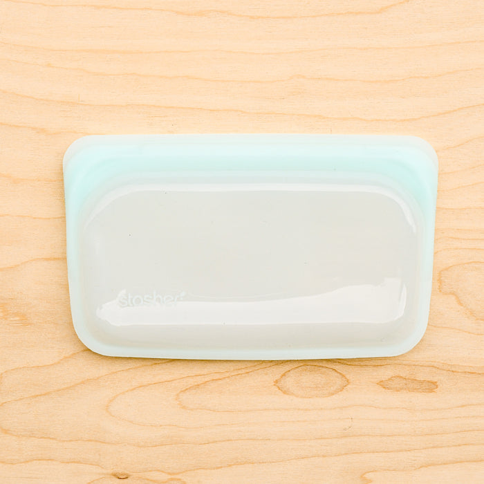 Stasher silicone medical and food grade safe reusable plastic bags. Snack flat bags in Sky.