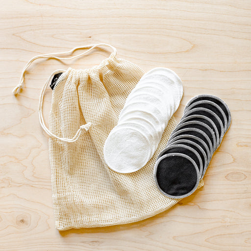 Cotton & Bamboo Cotton Rounds 10 in white, 10 in black with a mesh drawstring washing bag. 